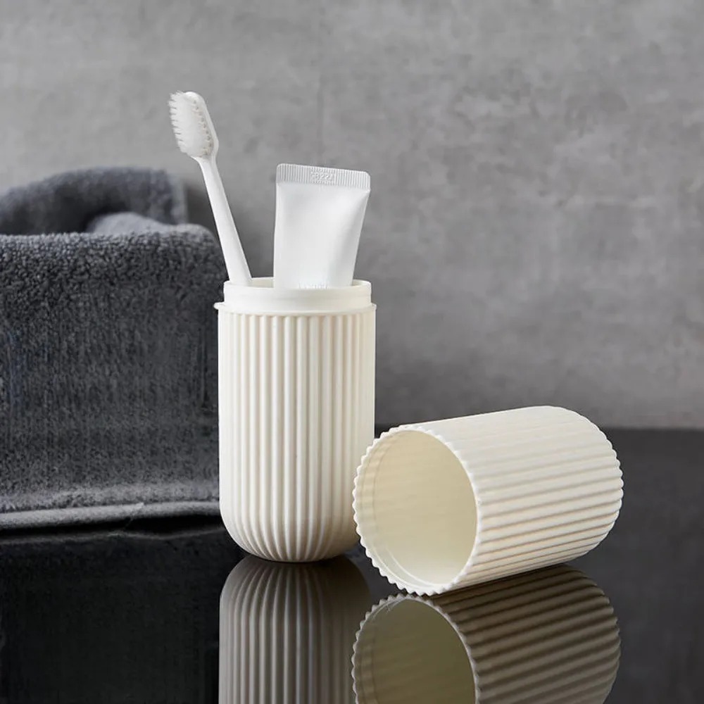 Portable Toothbrush Holder wit - đánh giá và giá Toothbrush Holder Set